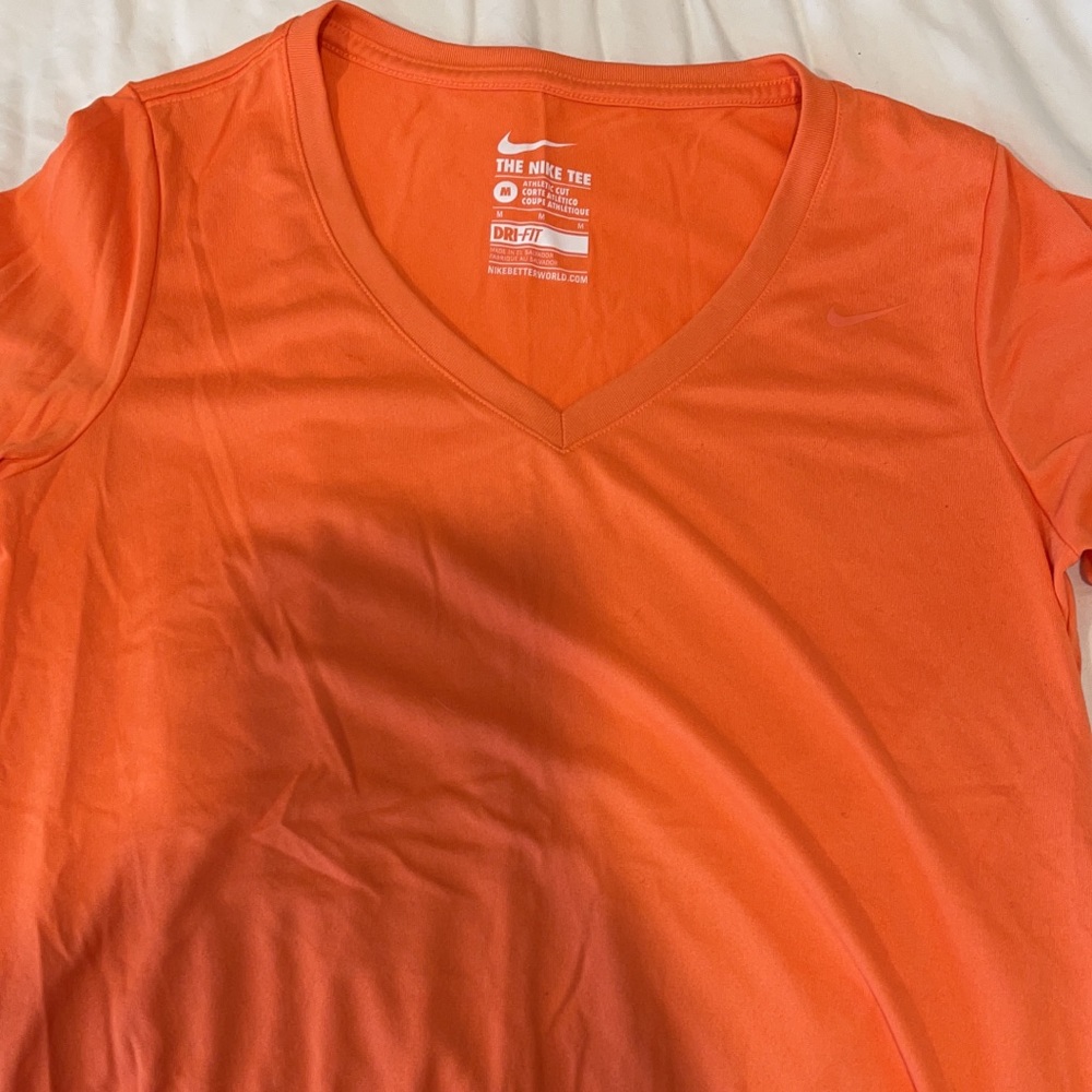Nike dri fit vneck